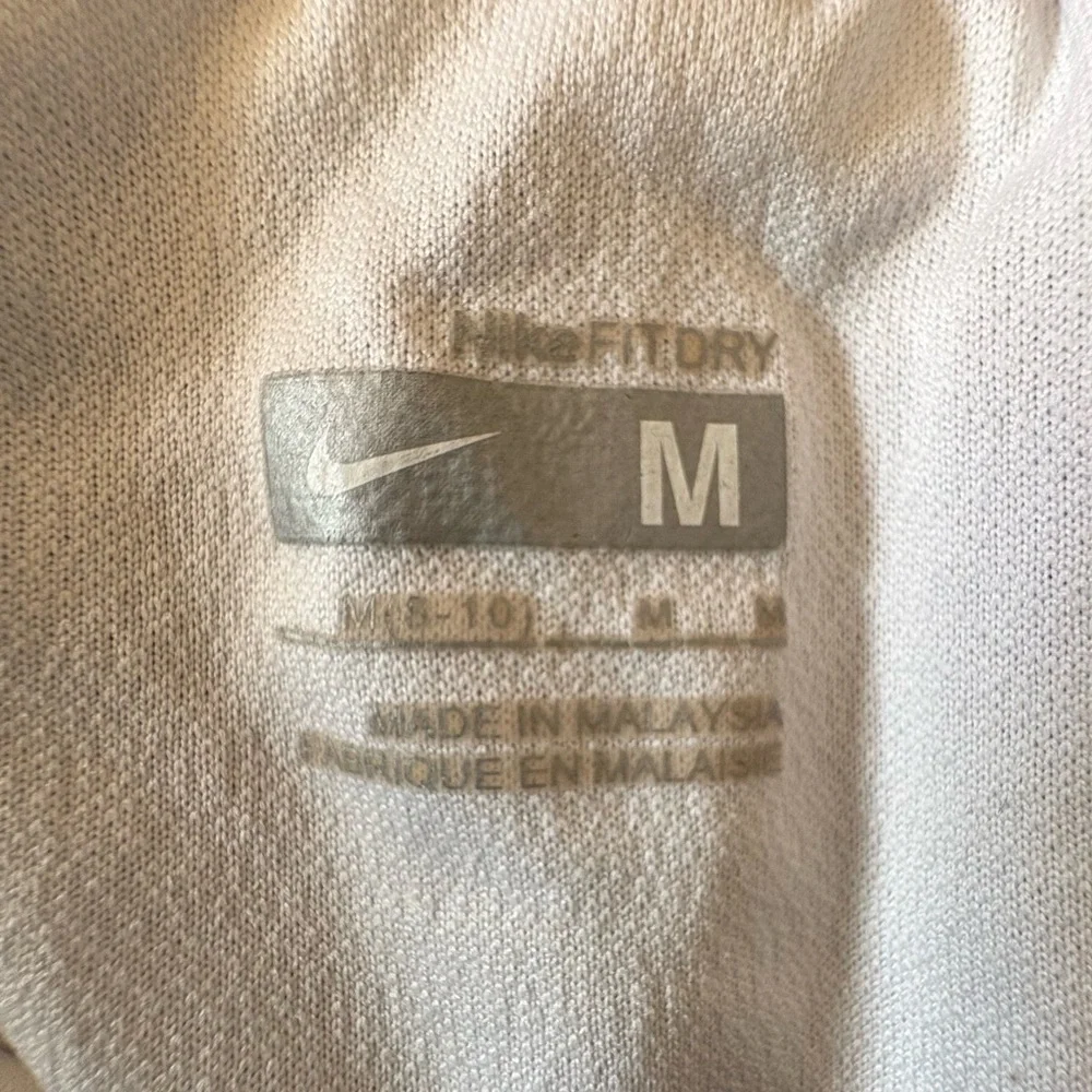 Nike White and Black Athletic Shorts - Picture 3 of 4